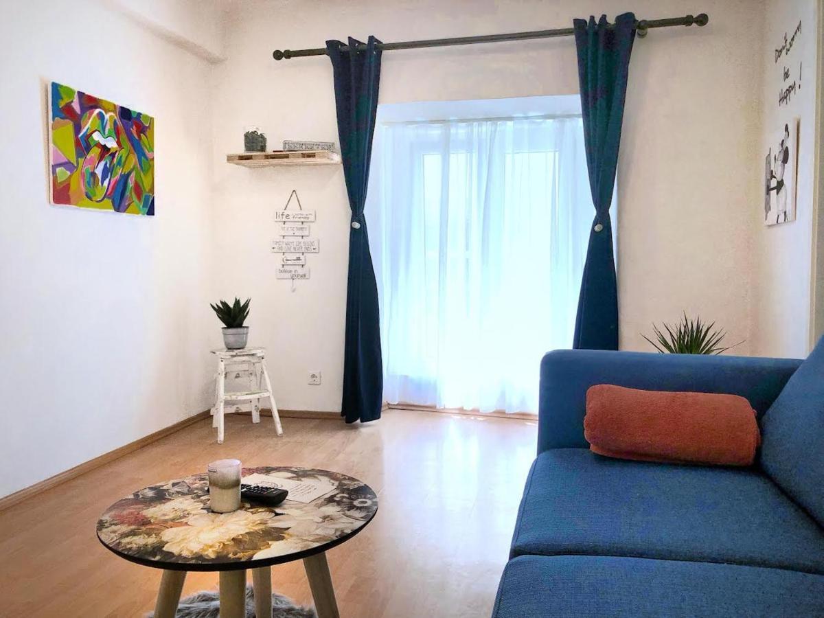 1Br Apartment On The Most Beautiful Street In Ljubljana Center Luaran gambar
